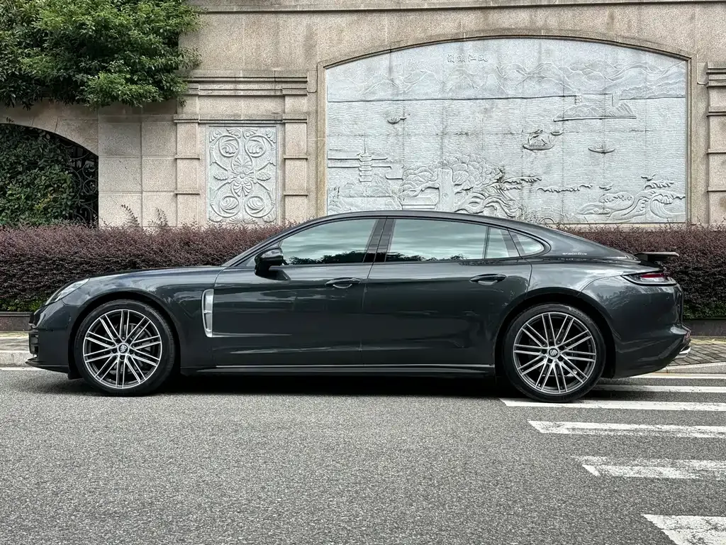 Porsche Panamera — фото 4