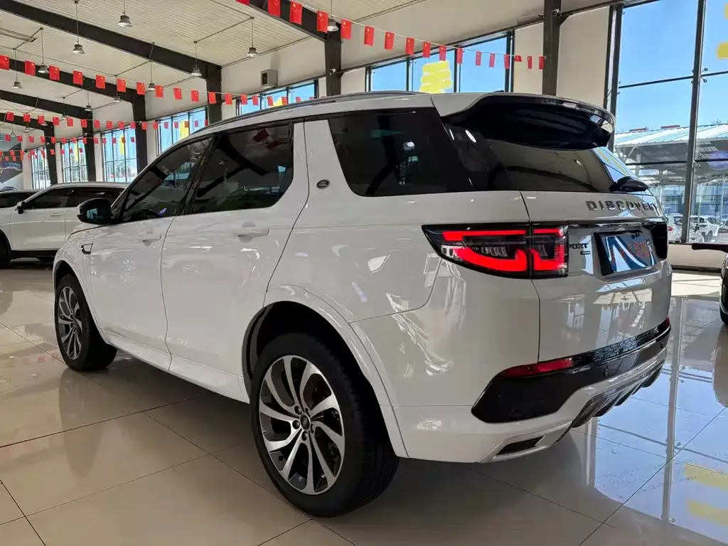 Land Rover Discovery Sport — фото 4