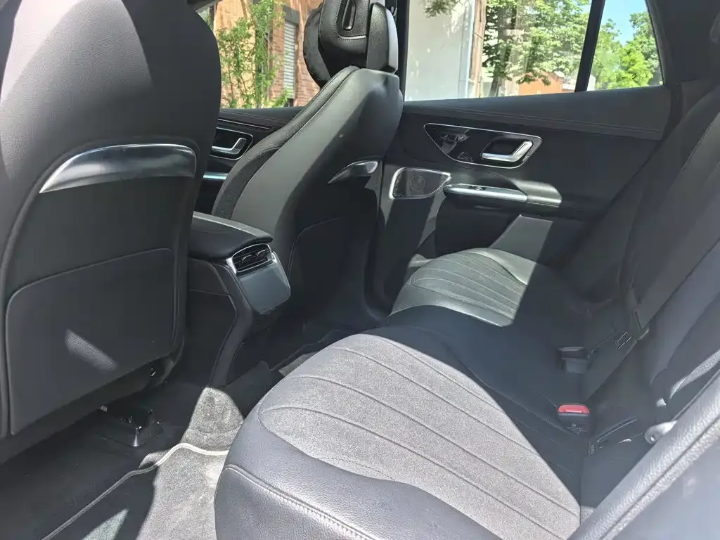Mercedes-Benz EQE SUV — фото 2