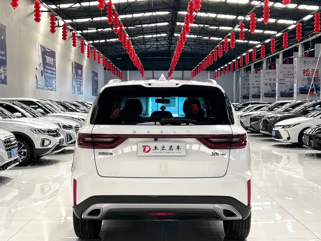 Geely Vision X6 — фото 10