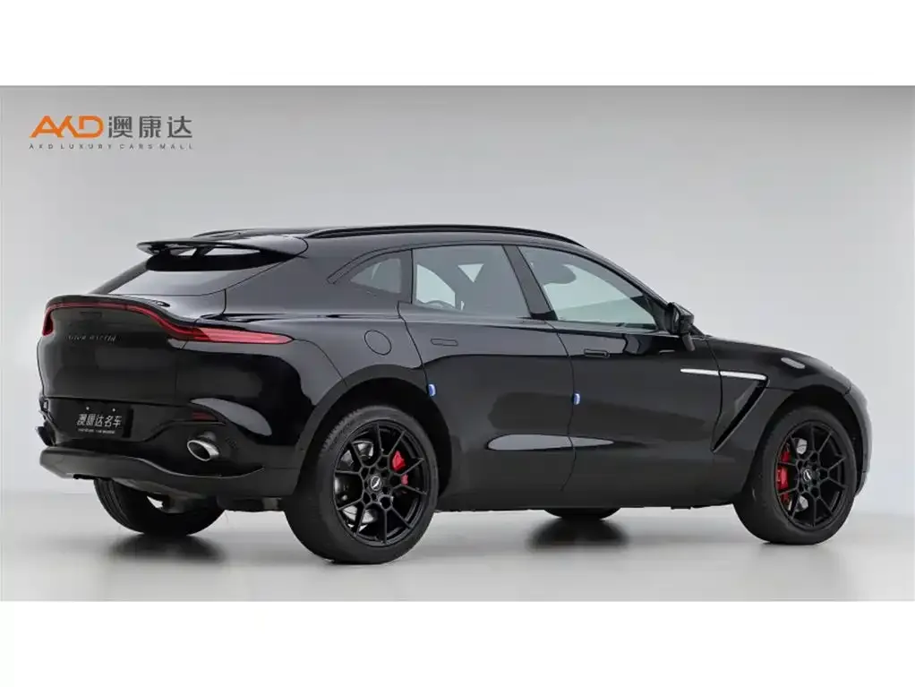 Aston Martin DBX — фото 2