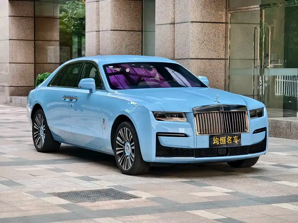 Rolls-Royce Ghost — фото 1