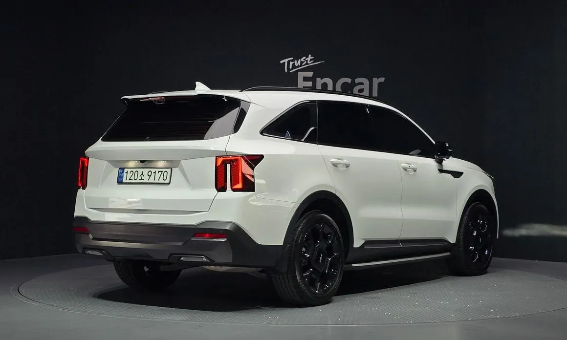 Kia Sorento — фото 7