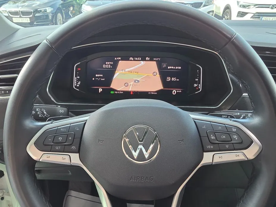 Volkswagen Tiguan — фото 5