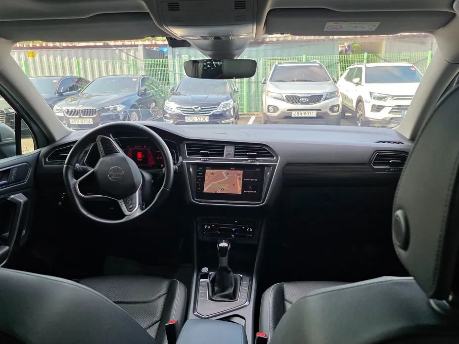 Volkswagen Tiguan — фото 4