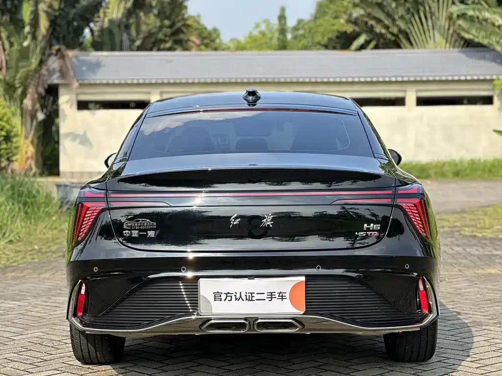 Hongqi H6 — фото 5