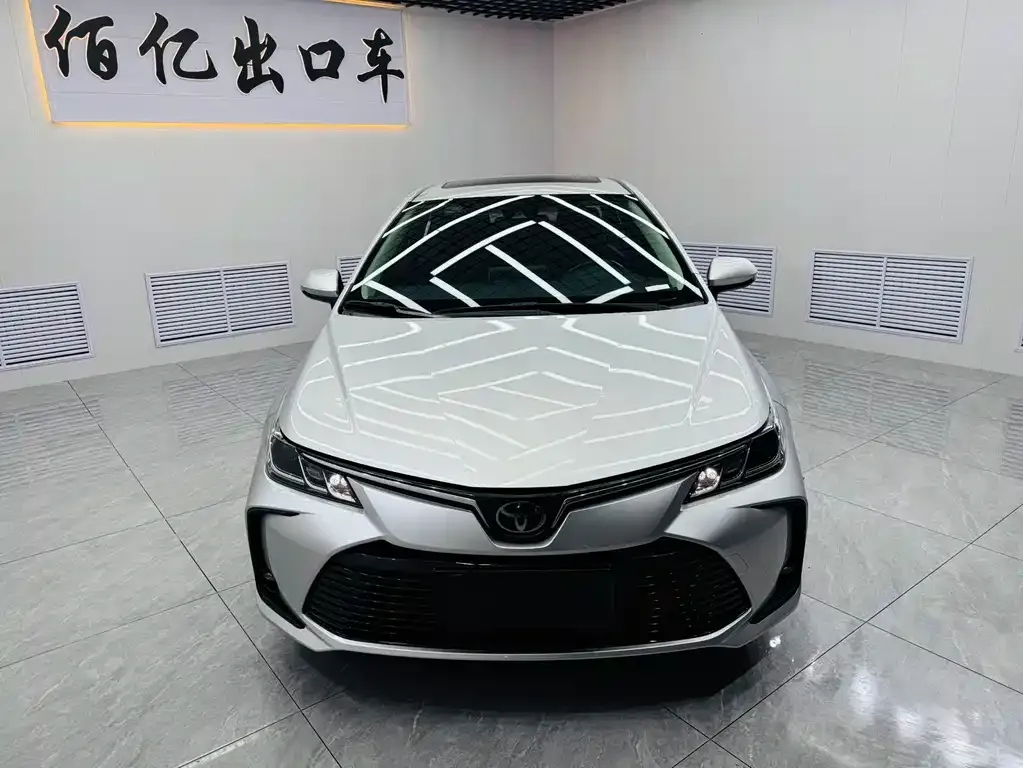 Toyota Corolla — фото 3