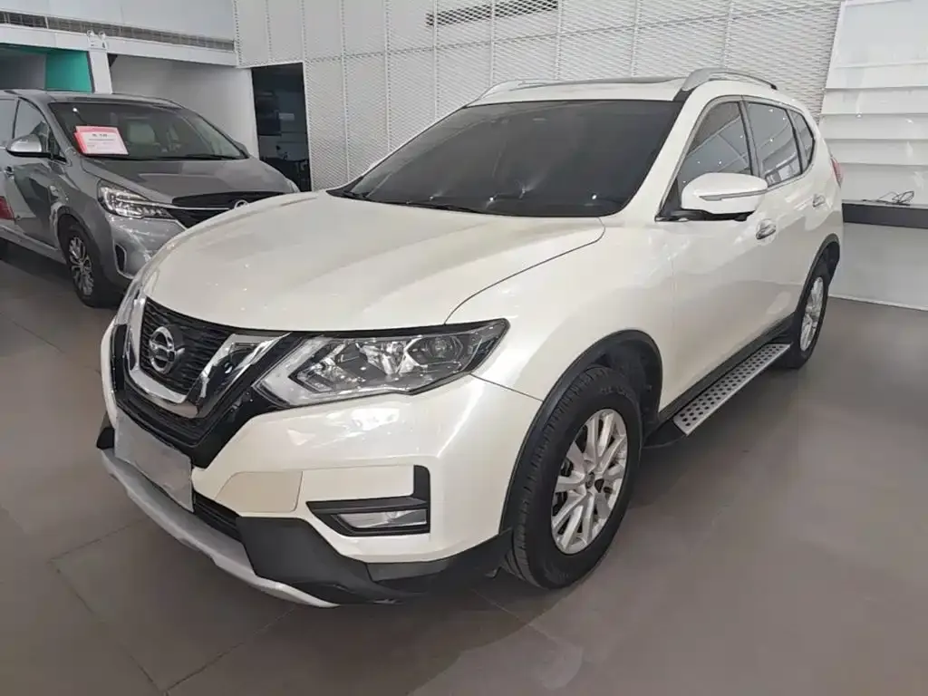 Nissan X-Trail — фото 10