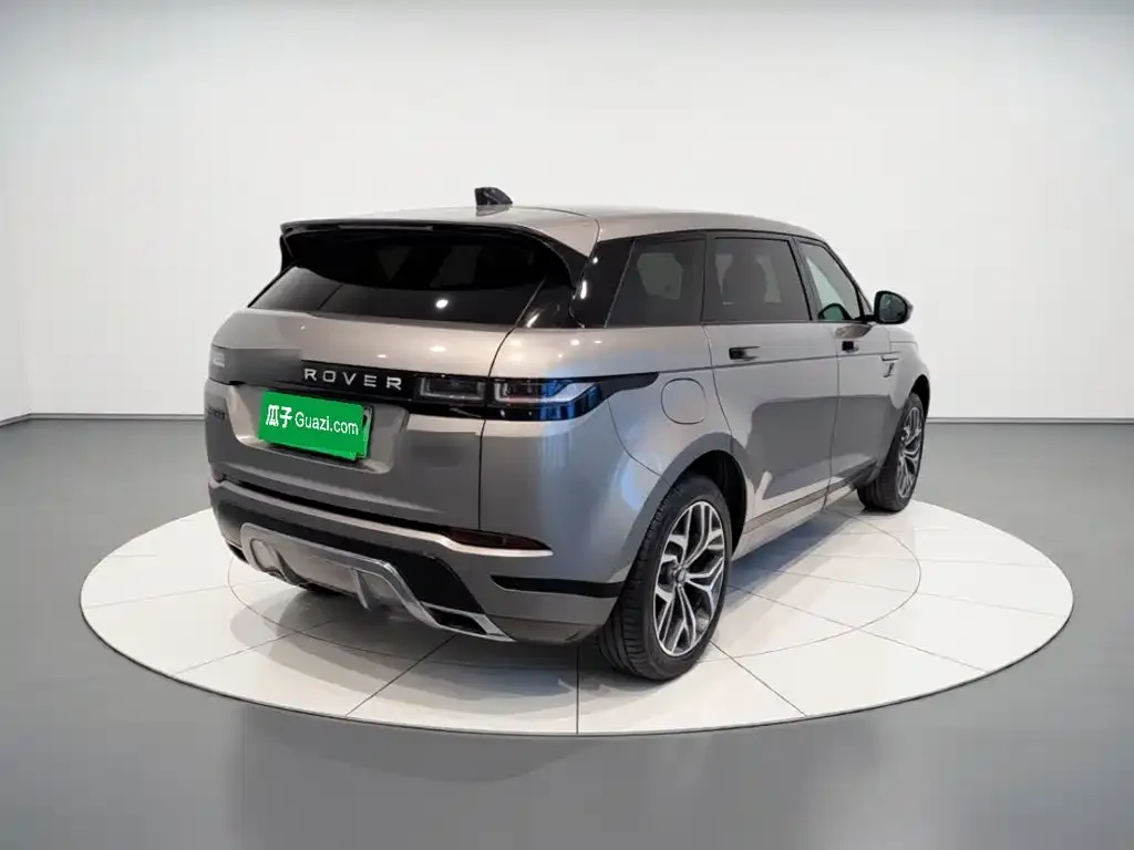 Land Rover Evoque PHEV — фото 7