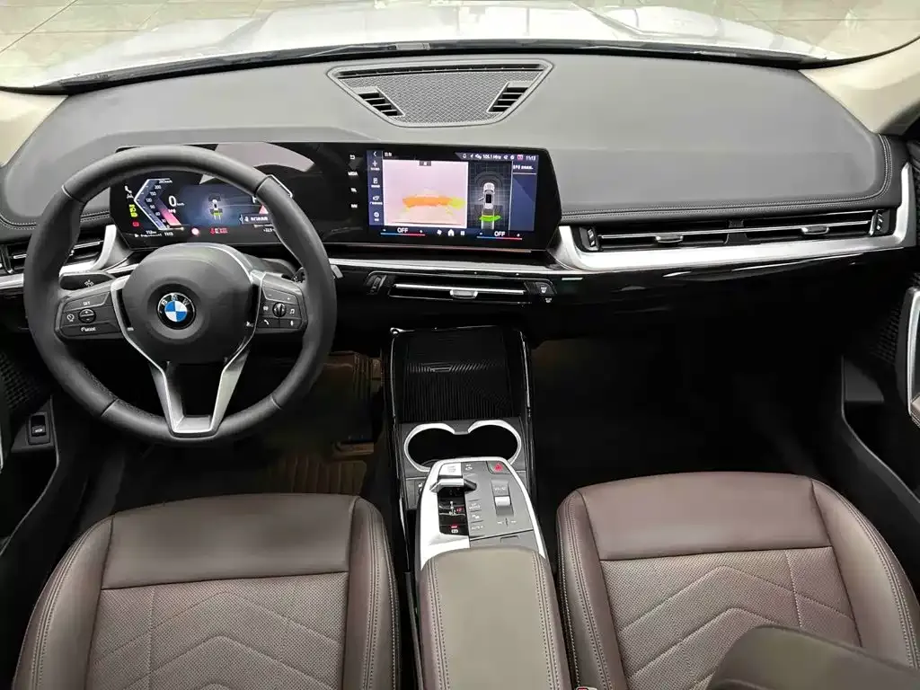 BMW X1 — фото 10