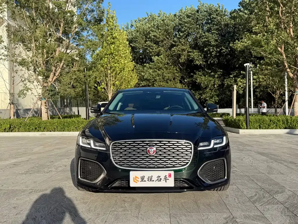 Jaguar XFL — фото 10