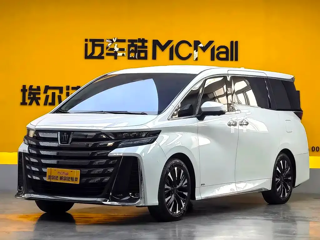 Toyota Vellfire — фото 1