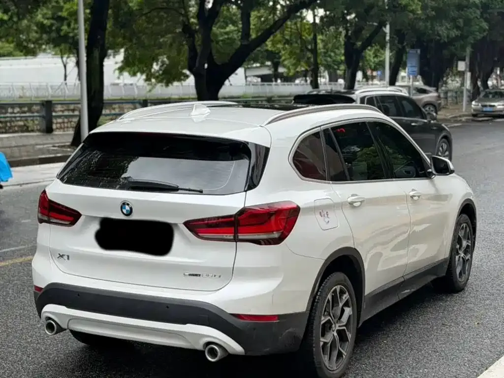 BMW X1 — фото 4