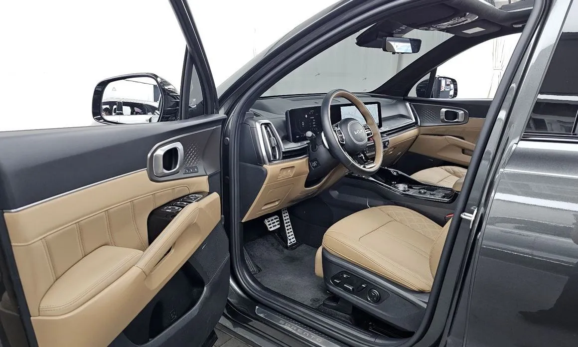 Kia Sorento — фото 7