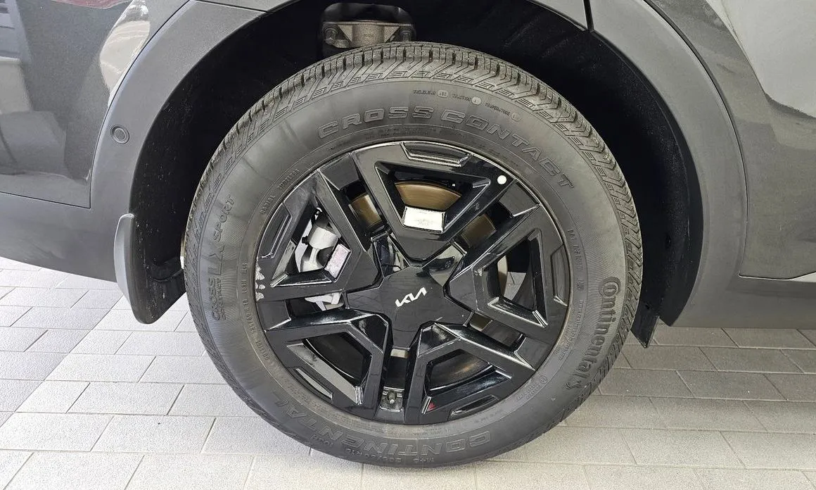 Kia Sorento — фото 5