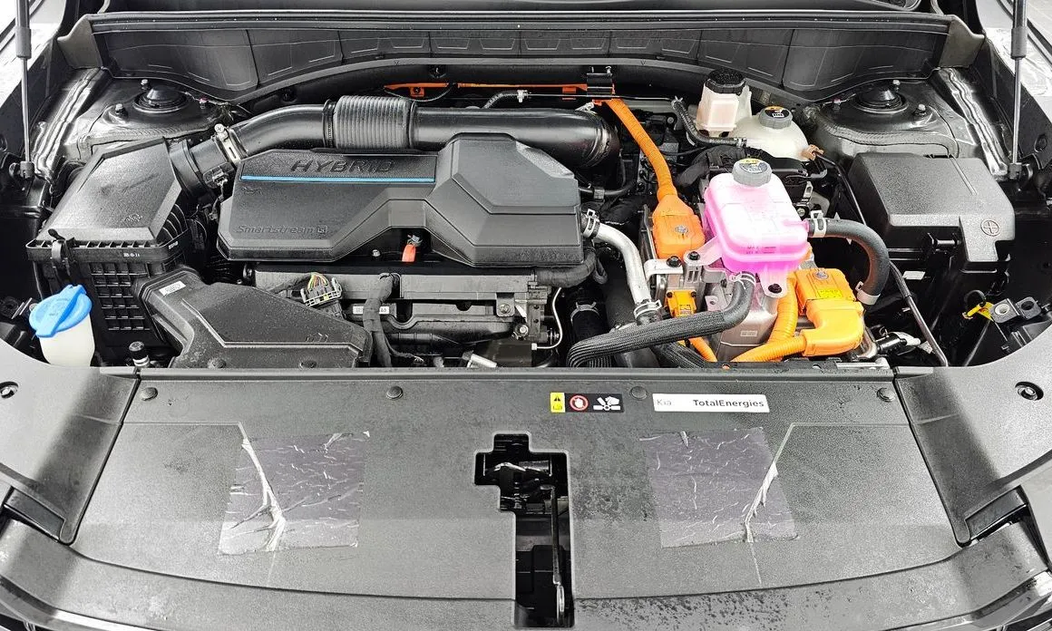 Kia Sorento — фото 8