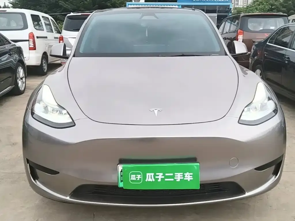 Tesla Model Y — фото 5