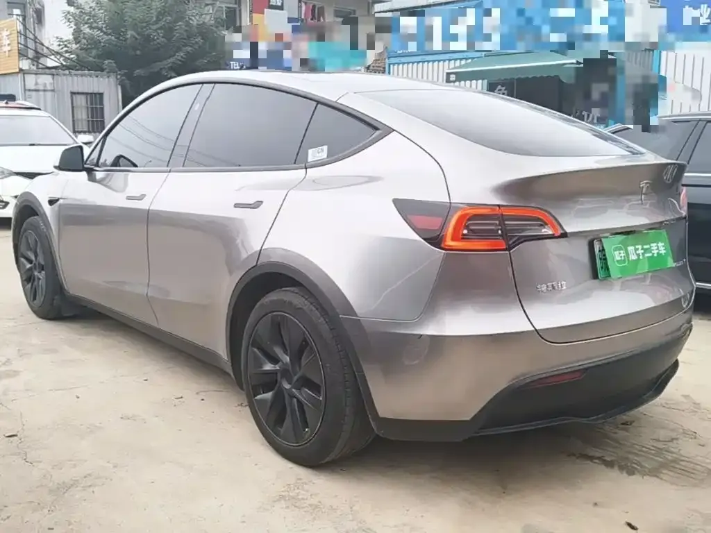 Tesla Model Y — фото 4