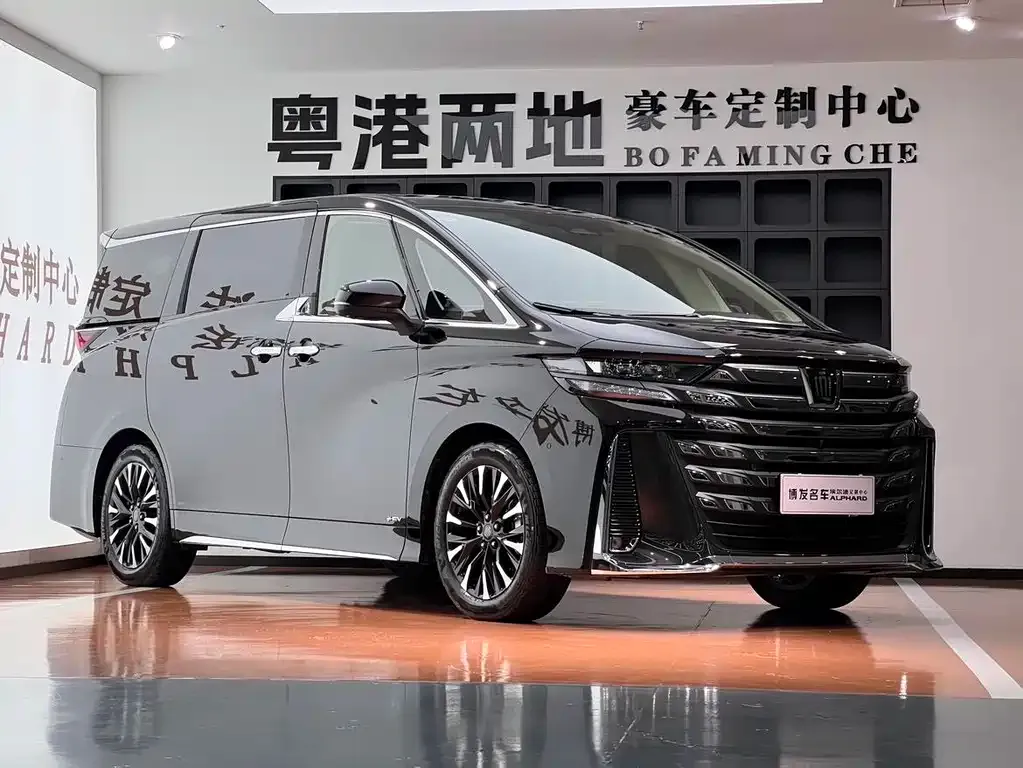 Toyota Vellfire — фото 6