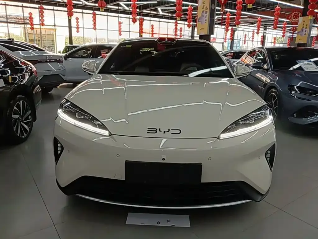 BYD Seal 07 DM-i — фото 4