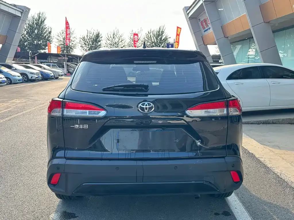 Toyota Corolla Cross — фото 3
