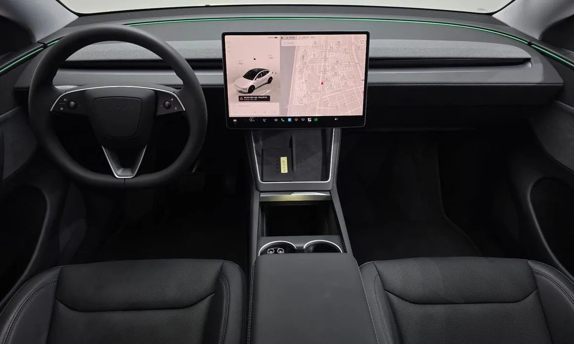 Tesla Model Y — фото 9