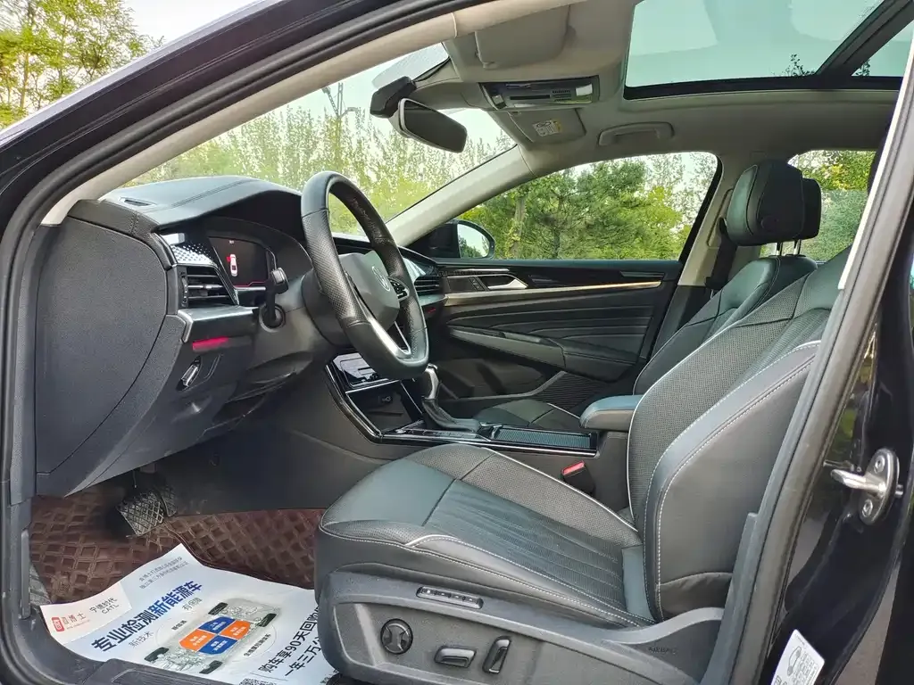 Volkswagen Passat — фото 8