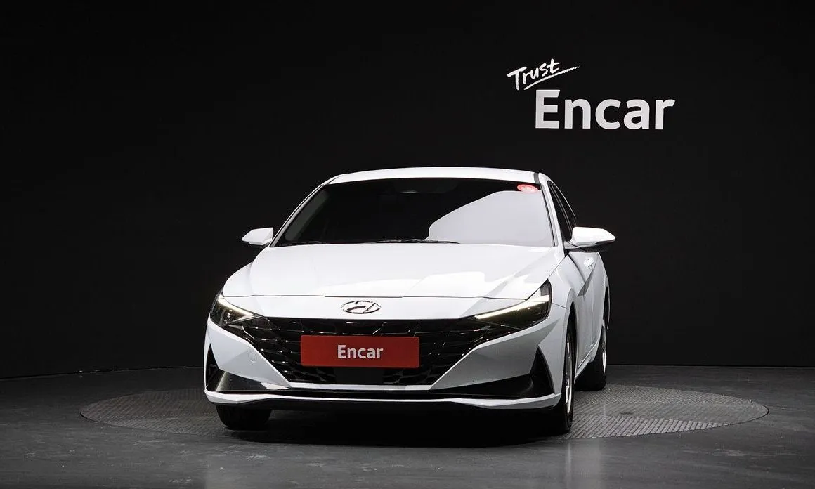 Hyundai AVANTE — фото 3