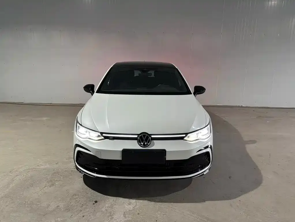 Volkswagen Golf — фото 7