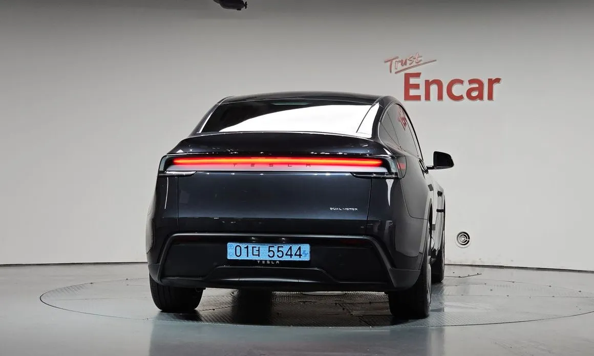 Tesla Model Y — фото 2