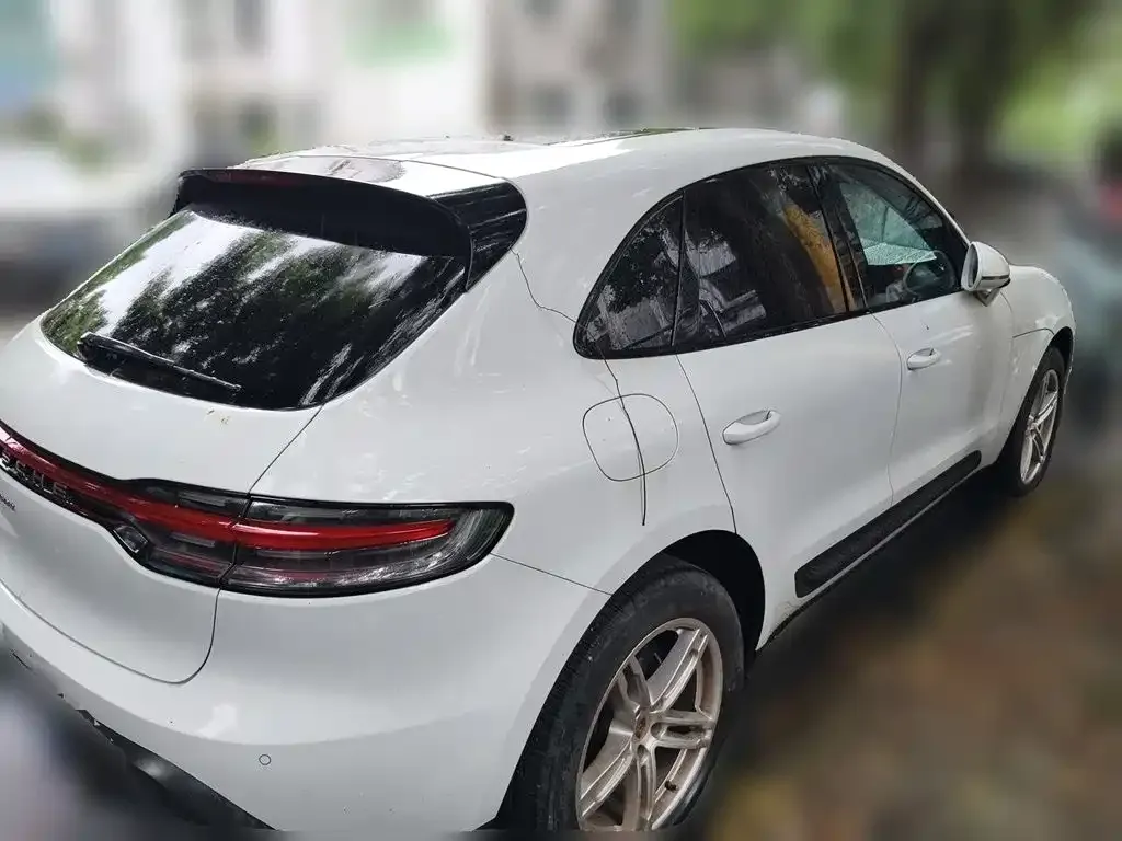 Porsche Macan — фото 10