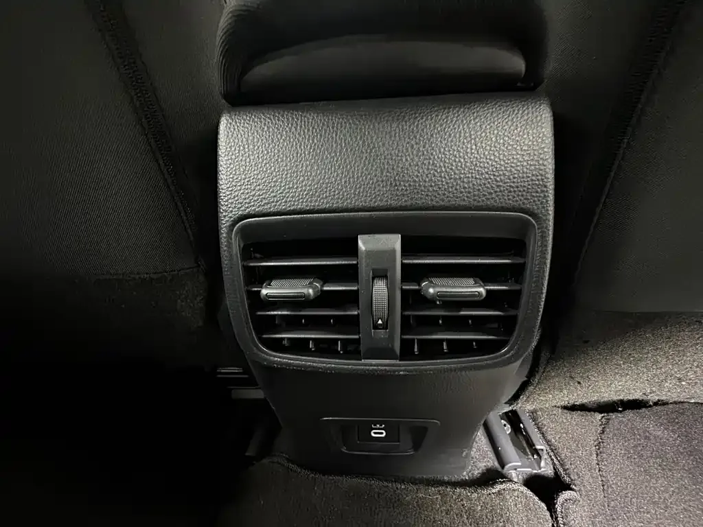 Toyota Levin — фото 10
