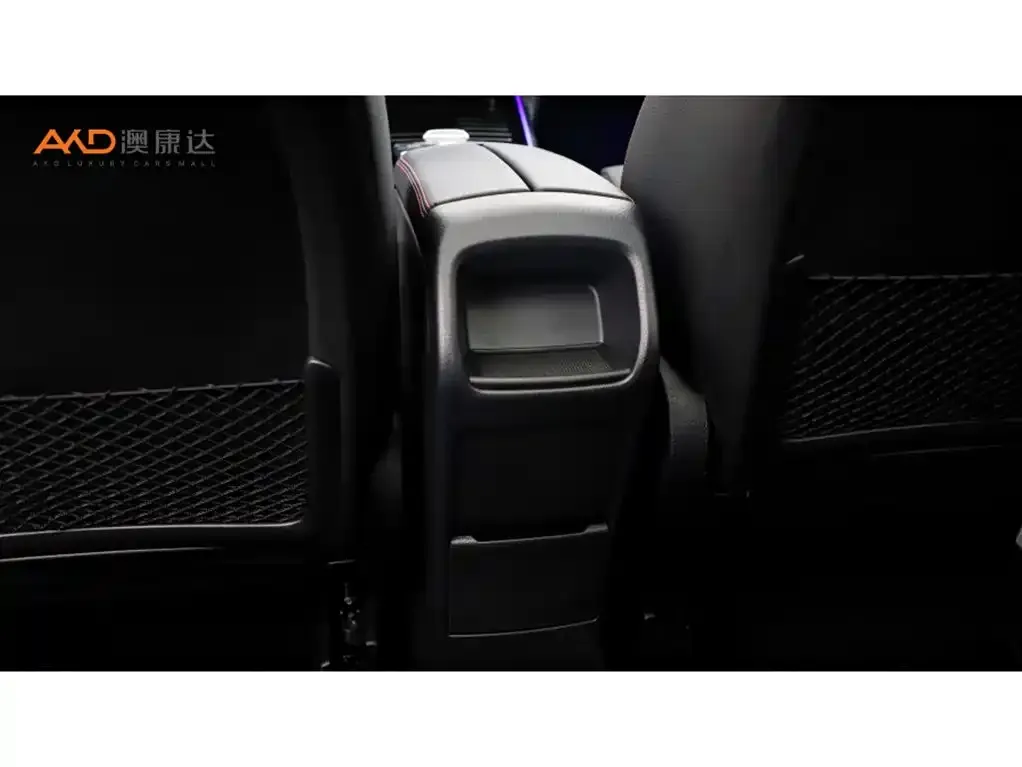 Mercedes-Benz GLB AMG — фото 6