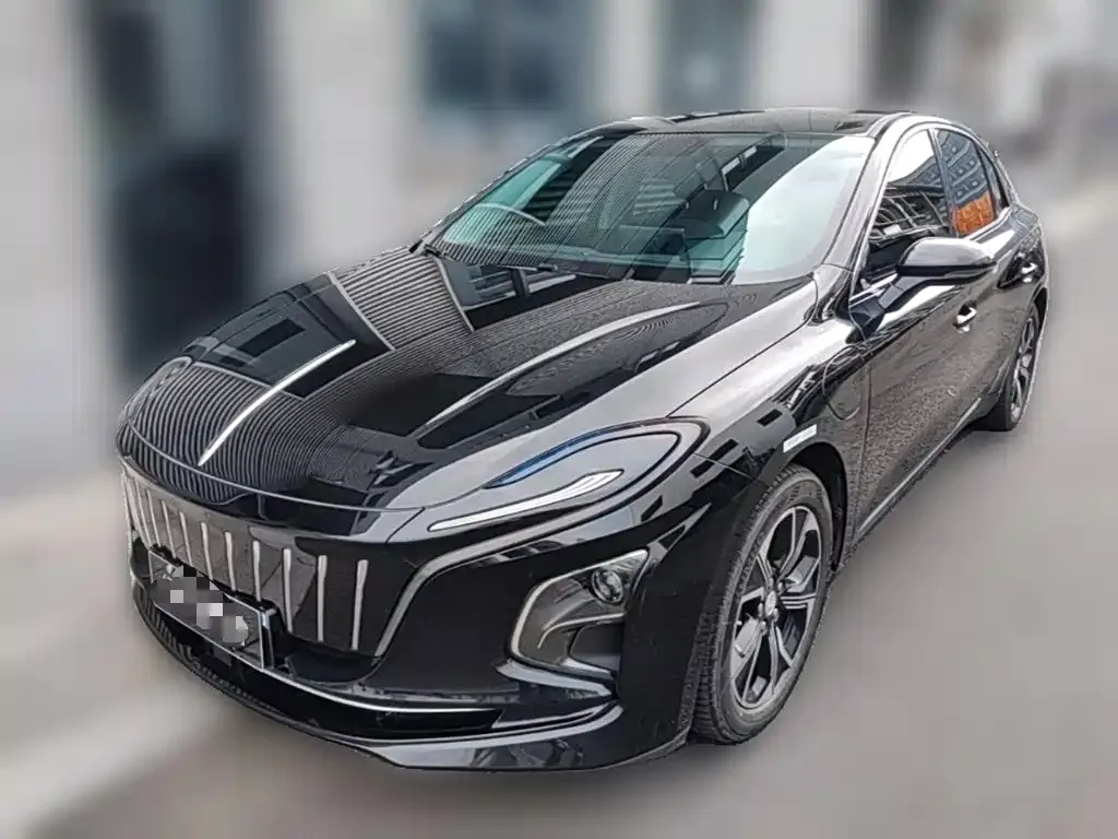Hongqi E-QM5 — фото 1