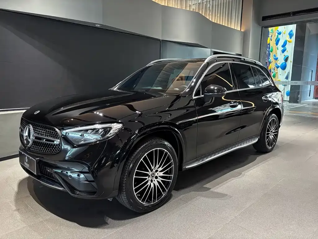 Mercedes-Benz GLC — фото 1