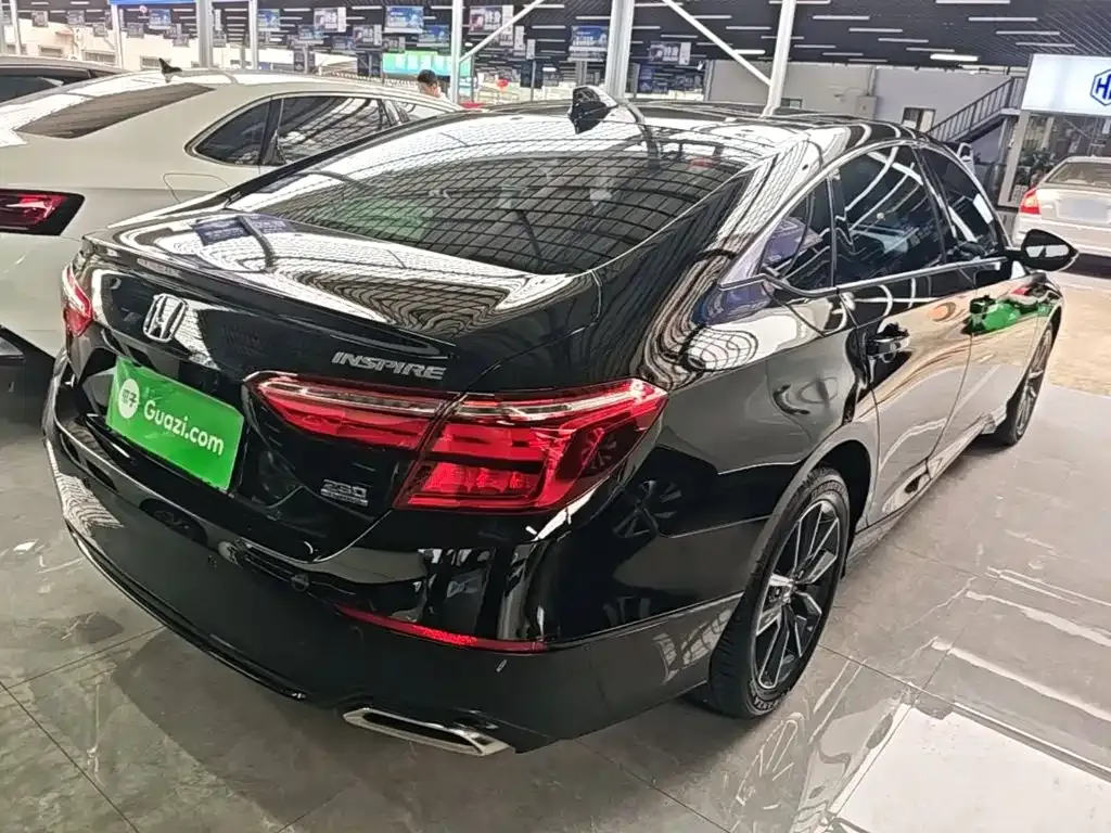 Honda Inspire — фото 10
