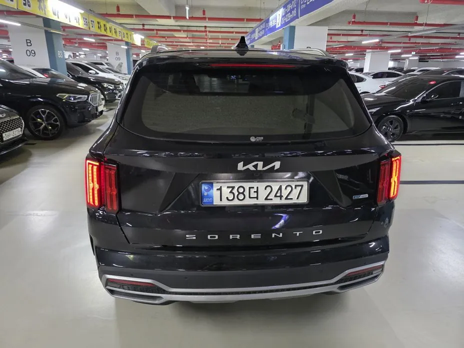 Kia Sorento — фото 8