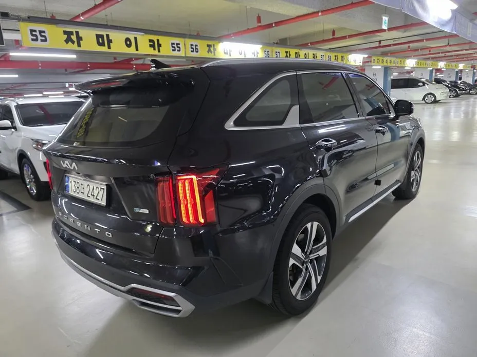 Kia Sorento — фото 5