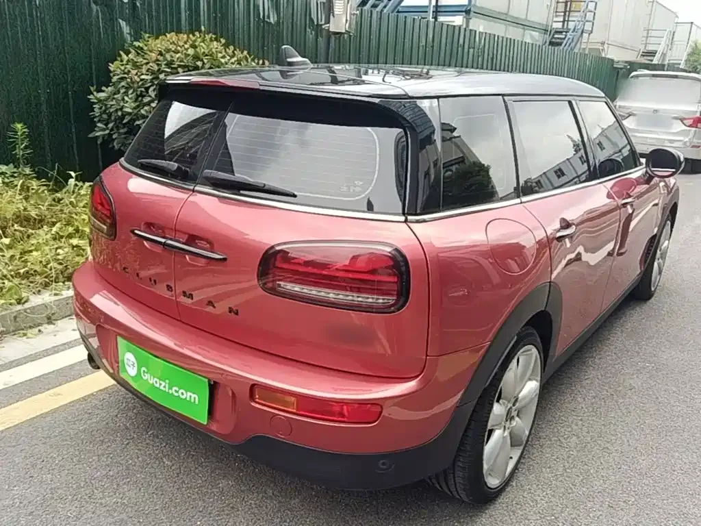 MINI Clubman — фото 9