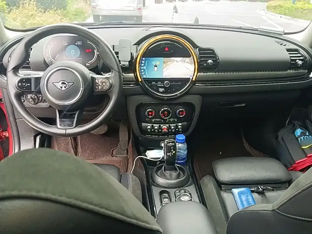 MINI Clubman — фото 4