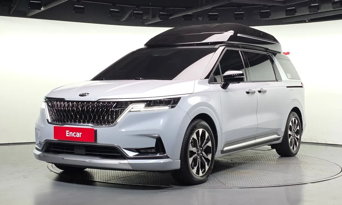 Kia Carnival — фото 1