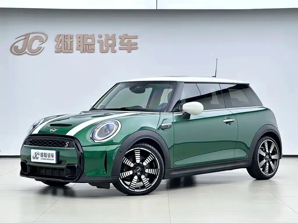 MINI Cooper (3-door) — фото 1