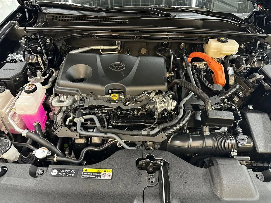 Toyota Crown — фото 10