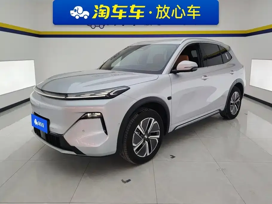 Geely Galaxy Xingjian 7 — фото 1