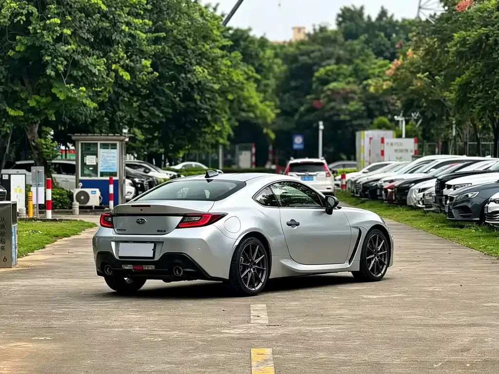 Subaru BRZ — фото 8