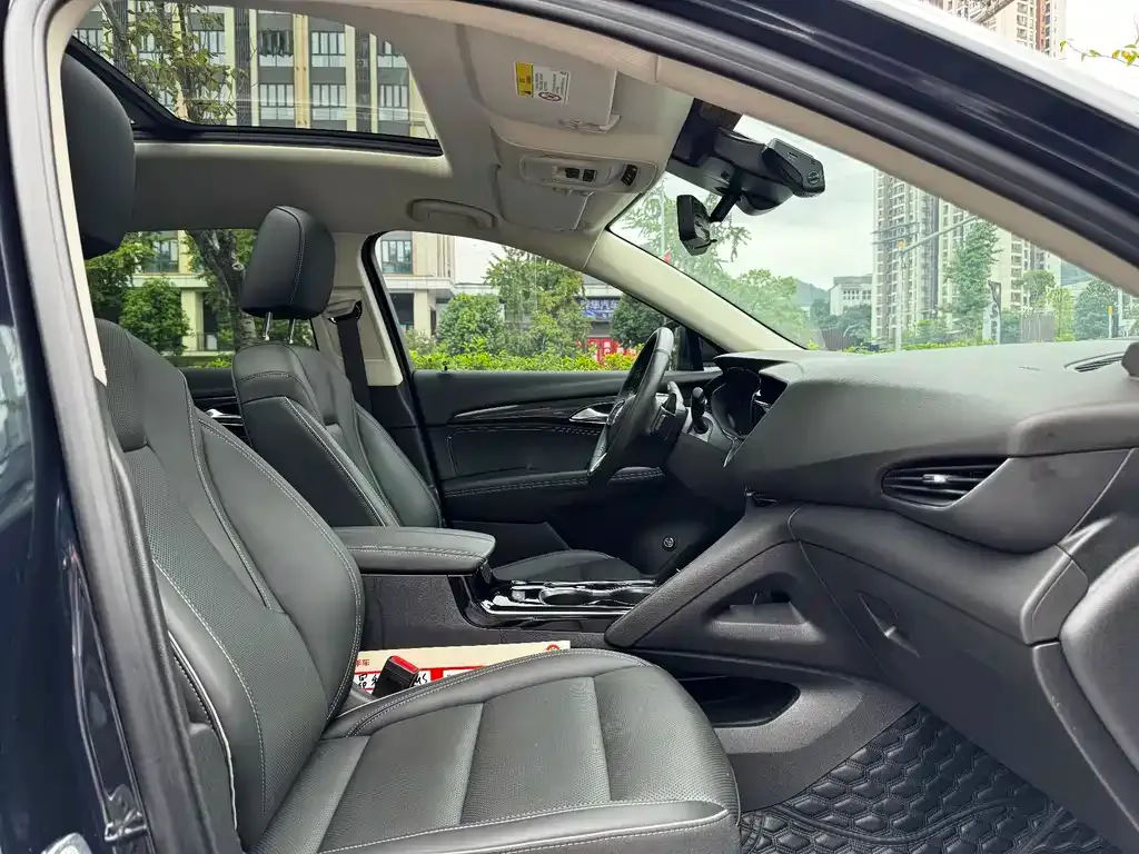 Buick Envision Plus — фото 6