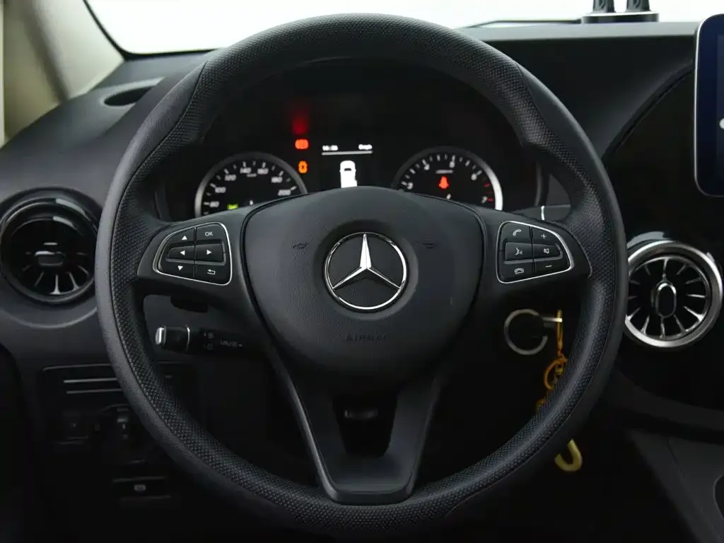 Mercedes-Benz Vito — фото 8