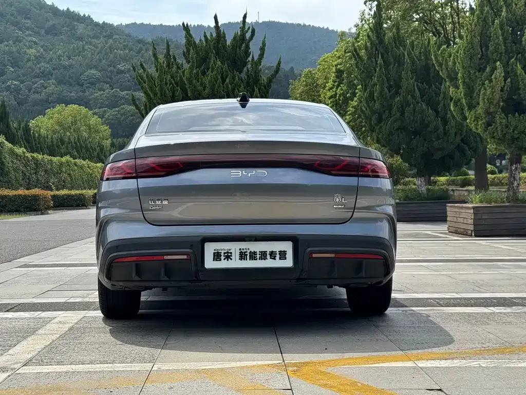 BYD Qin L — фото 7