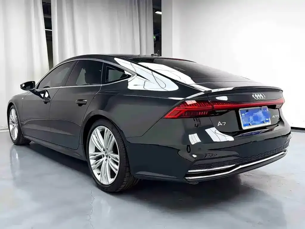 Audi A7 — фото 4