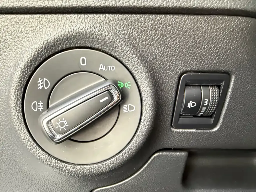 Skoda Karoq — фото 10